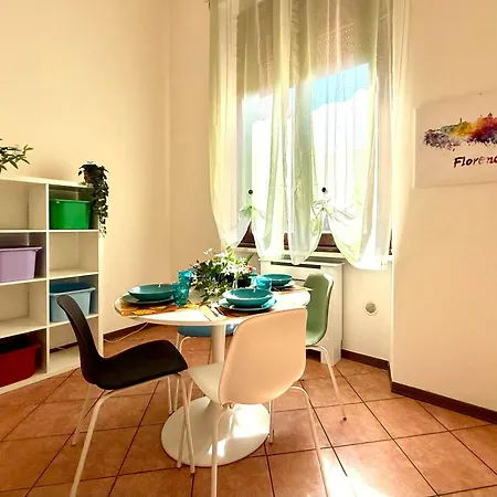 Porpora 102 The Station